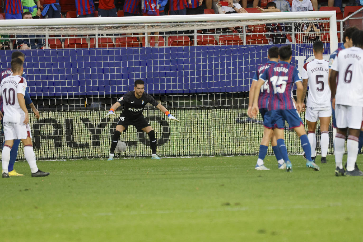 Fotos: Las mejores imágenes del Eibar-Albacete