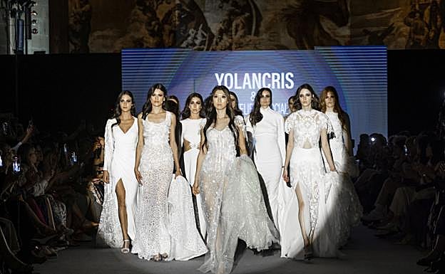 Galería. Desfile de YolanCris para el Atelier Nupcial