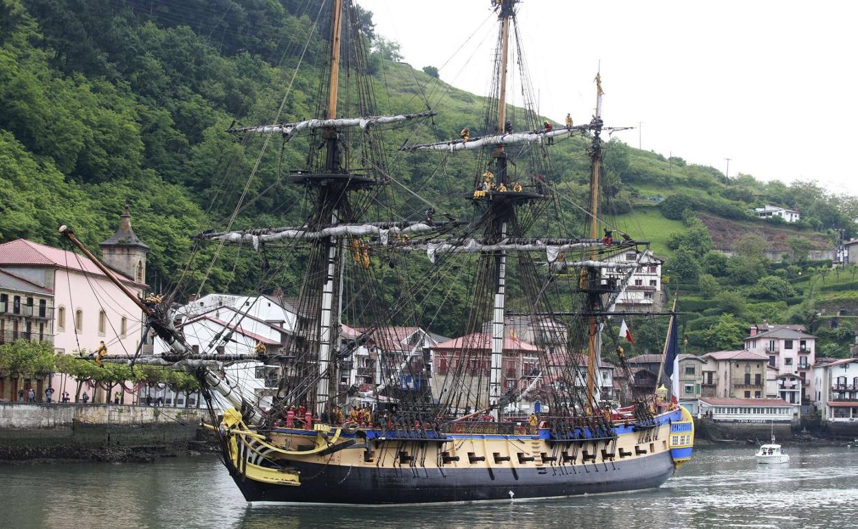 Los hongos se comen 'L'Hermione'