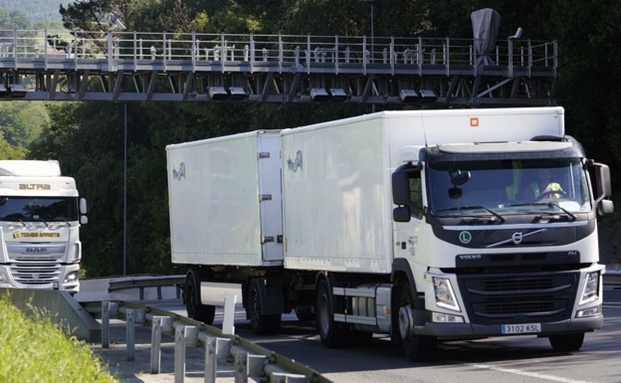 Las rebajas por uso no mitigan el enfado de los camioneros por el canon
