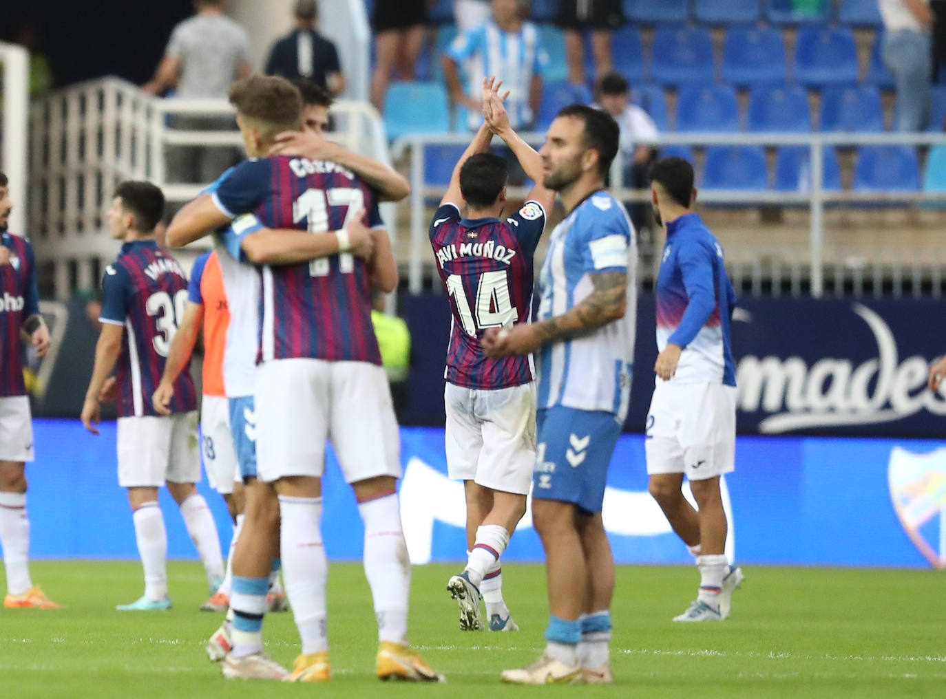 Fotos: Las mejores imágenes del Málaga-Eibar