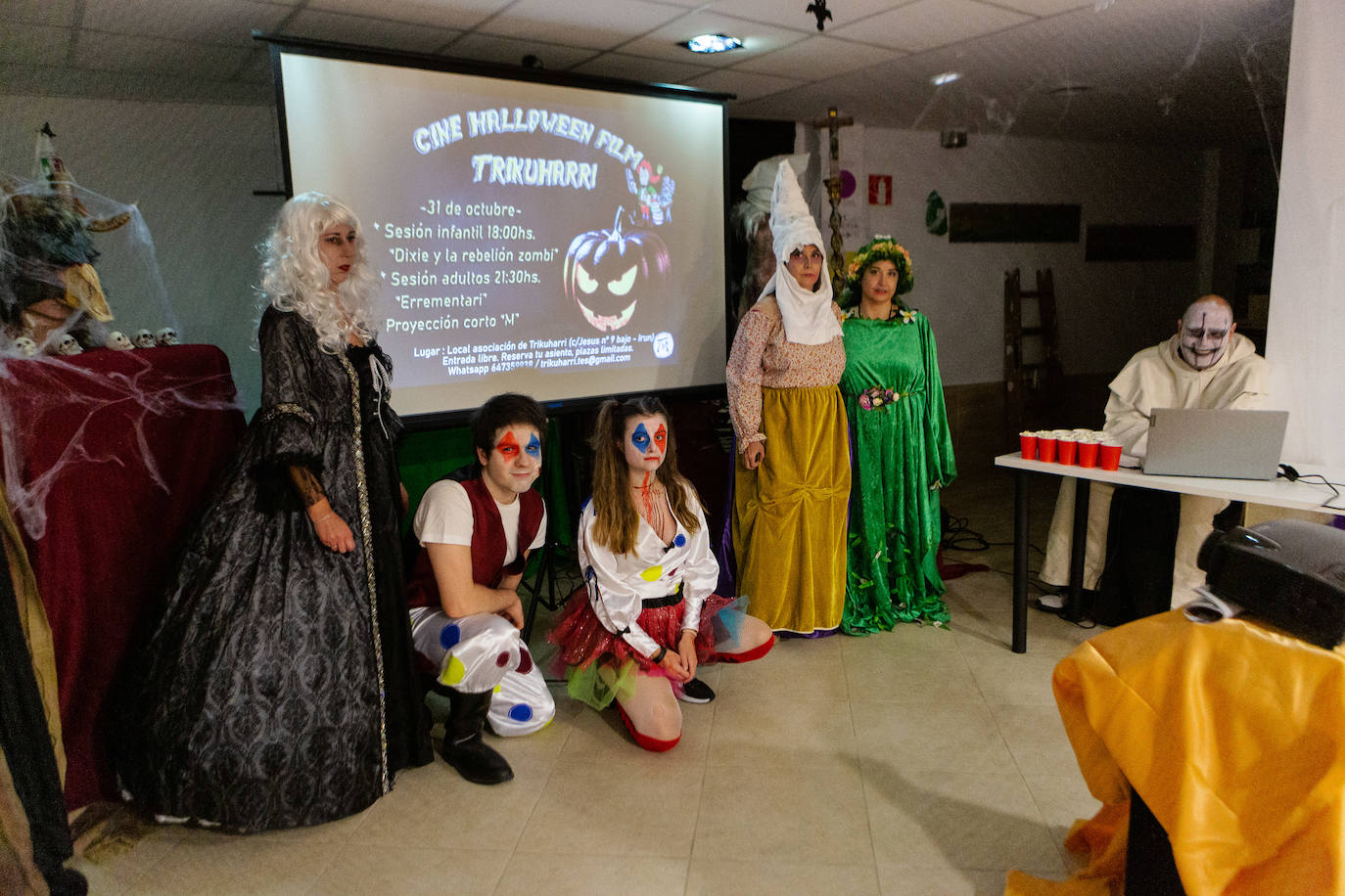 Fotos: La luz se adueño en la Gau beltza