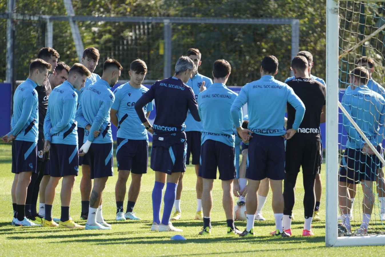 Fotos: Sin Silva ni Kubo a un día de recibir al Manchester United