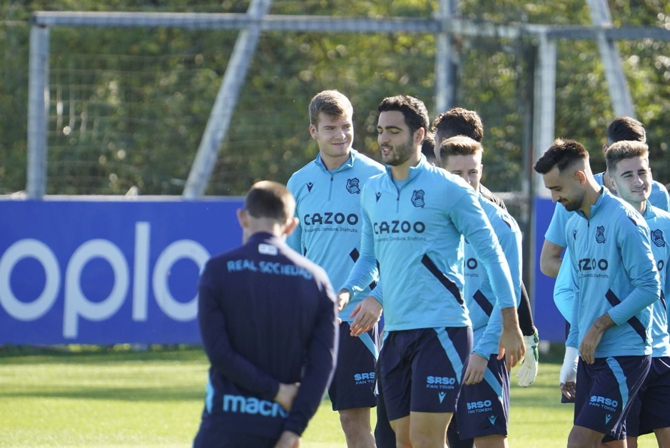 Fotos: Sin Silva ni Kubo a un día de recibir al Manchester United