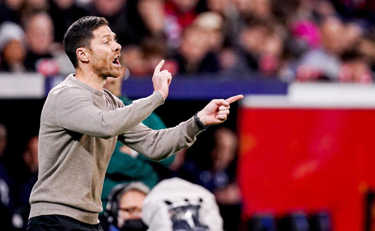 El entrenador del Bayer Leverkusen, Xabi Alonso, en el partido de Champions League de este martes