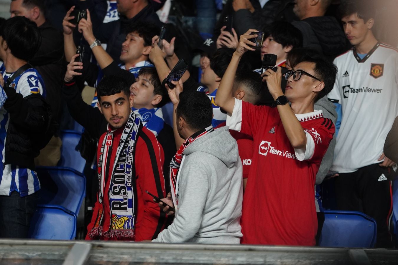 Fotos: Ambiente de gala en el Reale Arena
