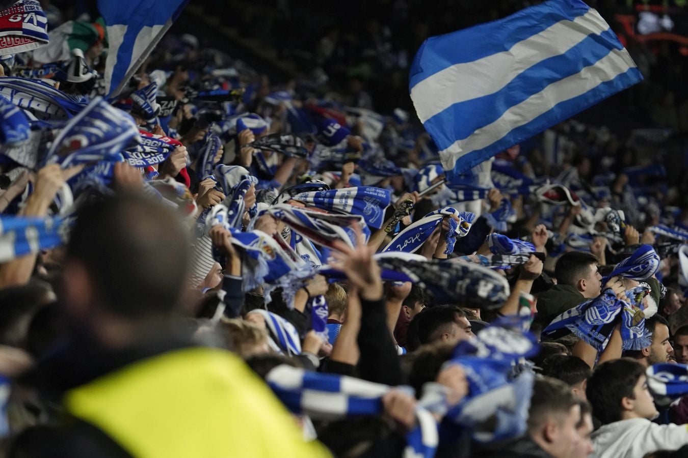 Fotos: Ambiente de gala en el Reale Arena