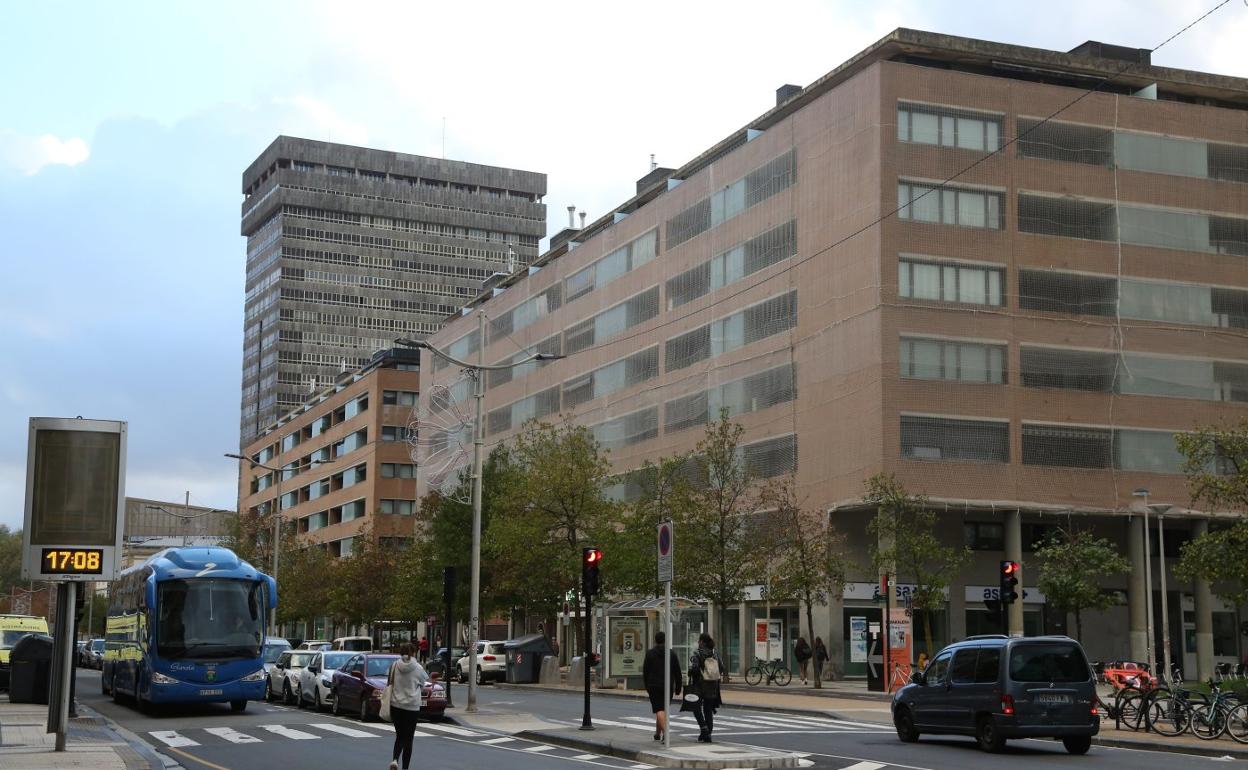 Promoción de viviendas en Atotxa, en San Sebastián, donde se vende el polémico piso que fue VPO. 