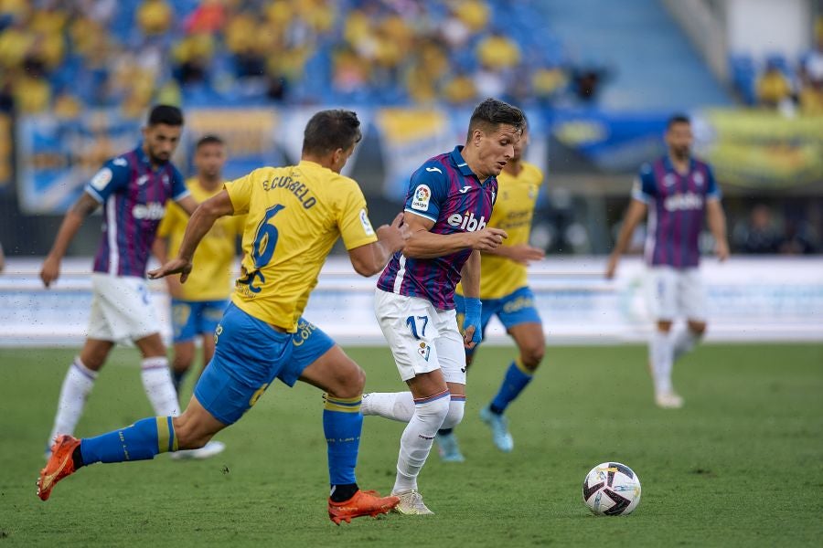 Fotos: Valioso punto para el Eibar