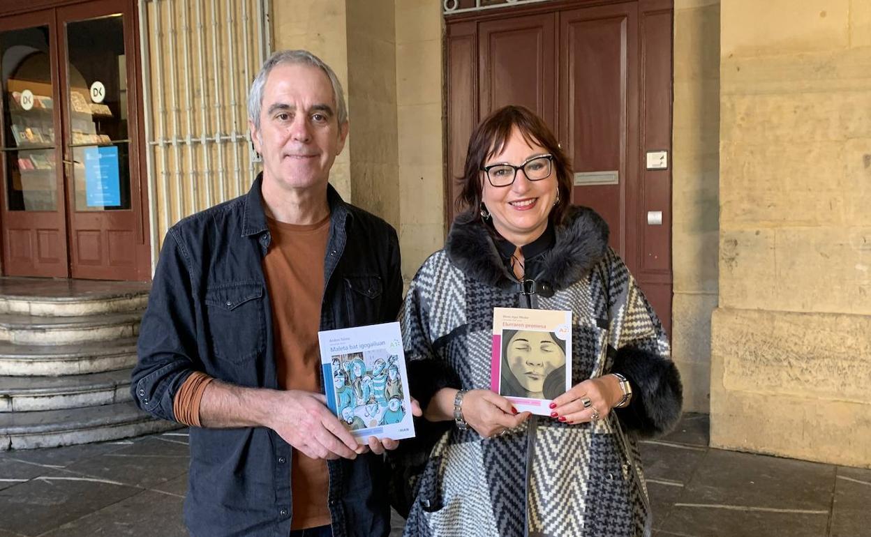 Andoni Tolosa eta Miren Agur Meabe, astelehen honetan Donostian. 