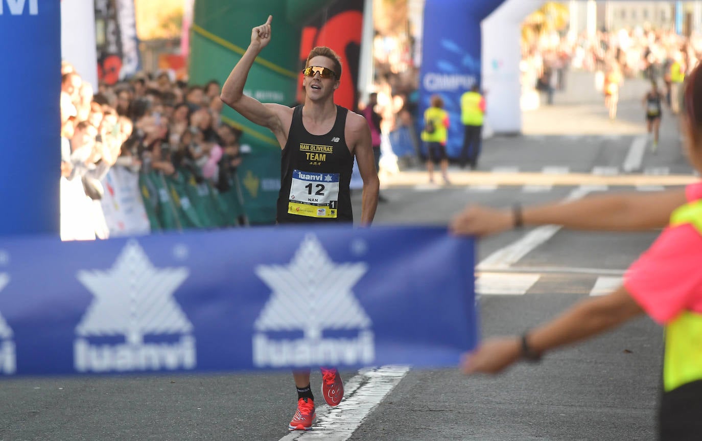 Fotos: Llegada a meta de los corredores