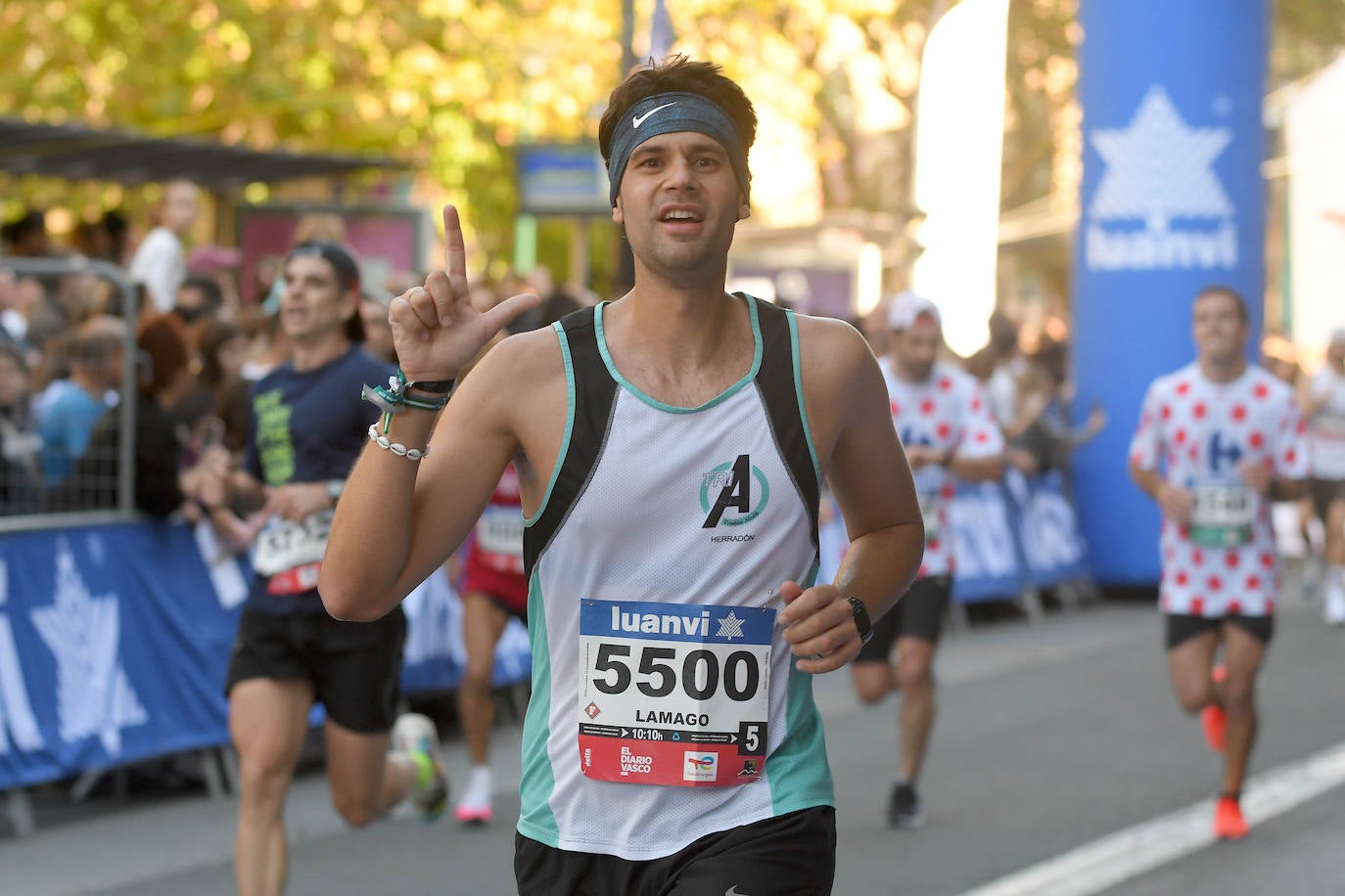 Fotos: Llegada a meta de los corredores