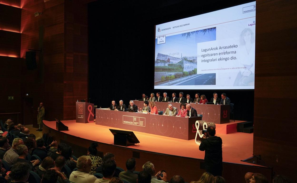 Imagen del congreso general de Mondragon Corporación, el pasado martes en el Kursaal donostiarra. 