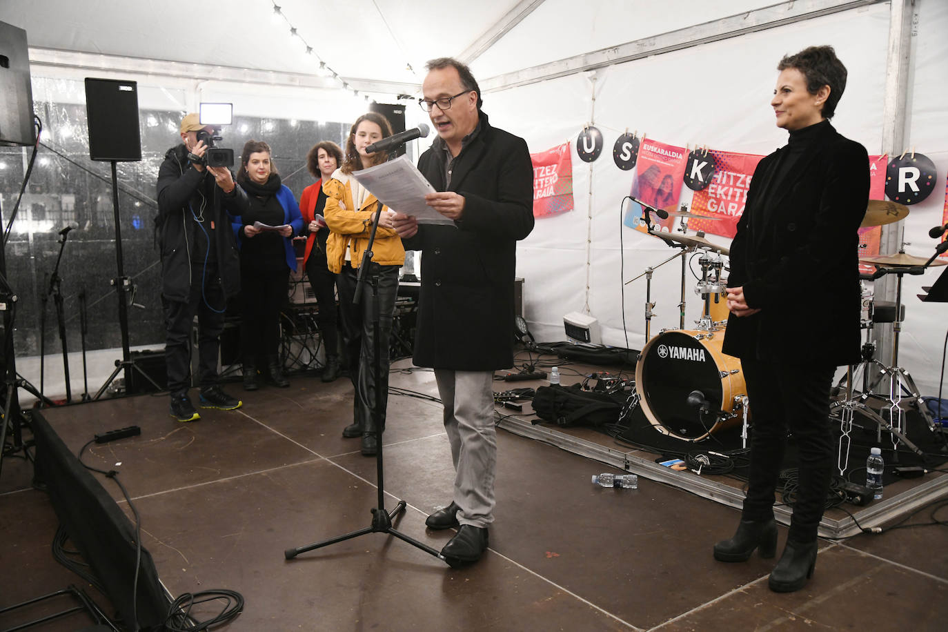 Fotos: Kaleetan hitzez ekiteko garaia hasi da Donostian