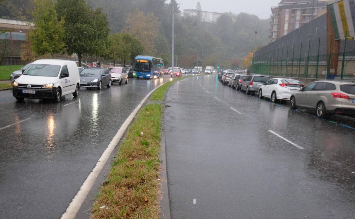 El carril de la izquierda, dirección Morlans, se habilitará para motos.. 