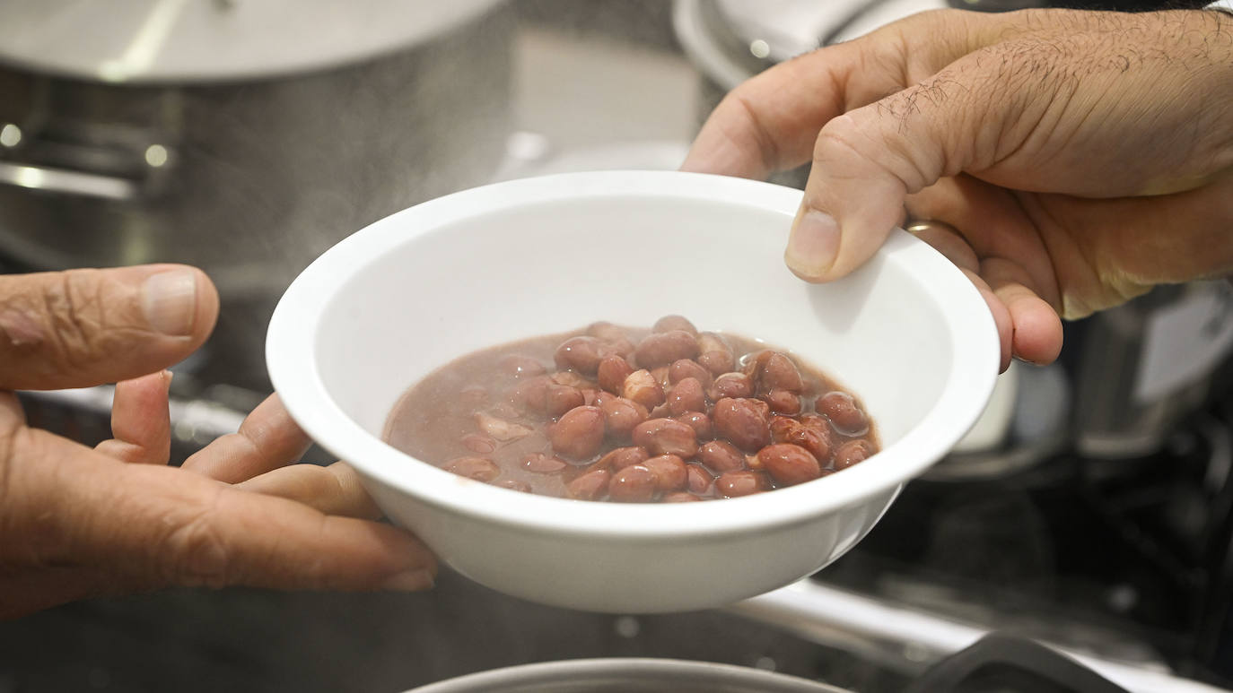 Fotos: Contra el frío y la lluvia, unas buenas alubias