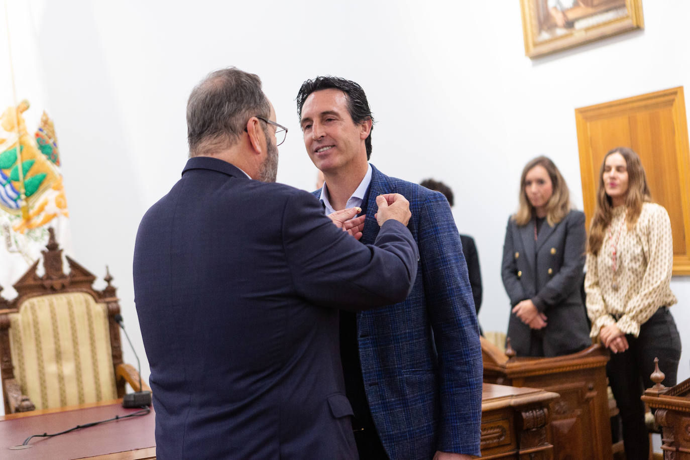 Fotos: Hondarribia entrega la insignia de oro a Unai Emery