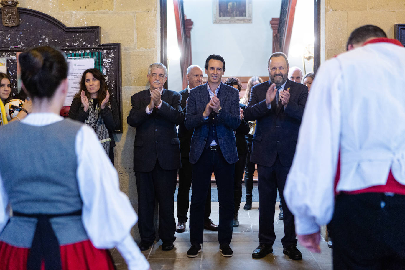 Fotos: Hondarribia entrega la insignia de oro a Unai Emery