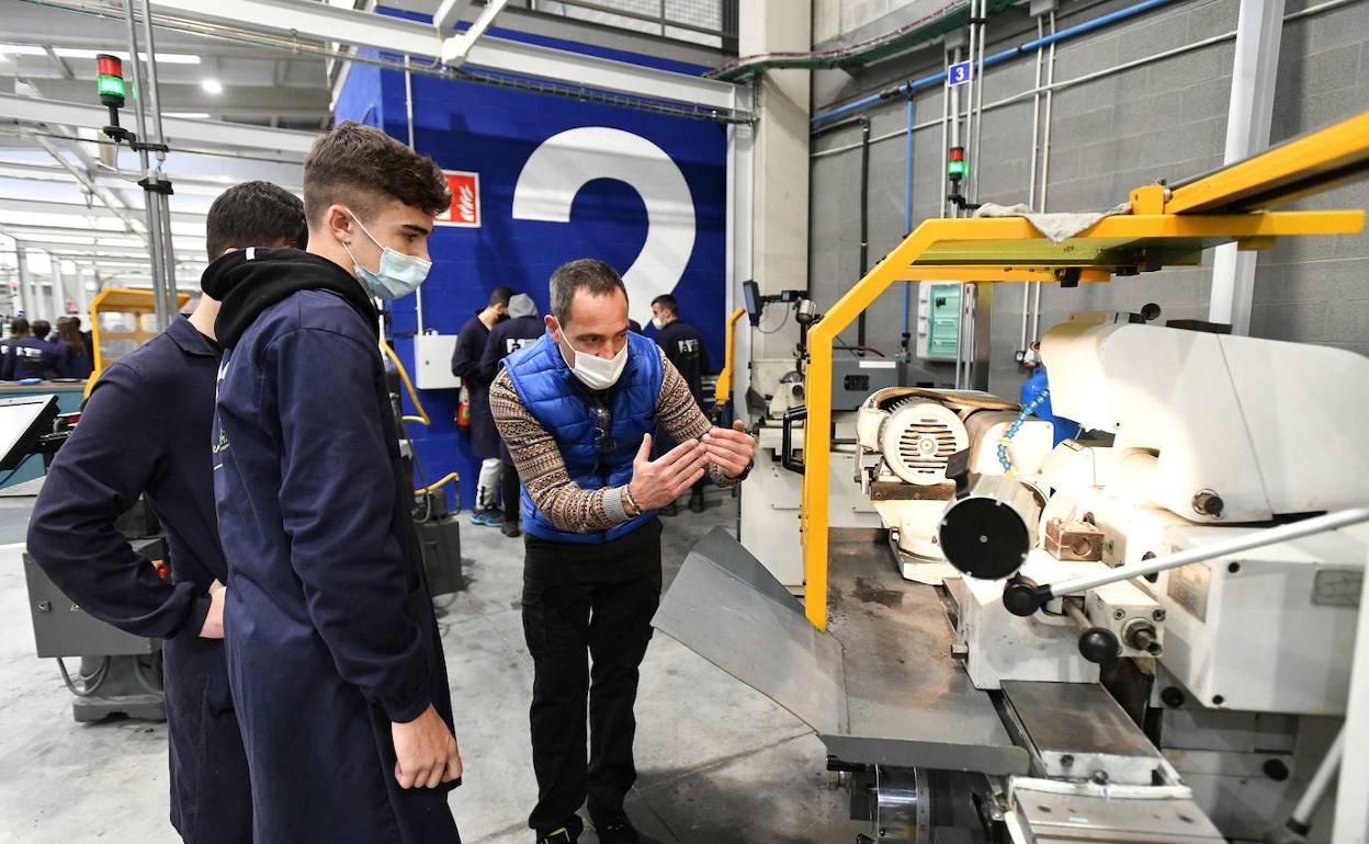 Confebask aboga por seguir invirtiendo en la FP ante «la escasez de talento»