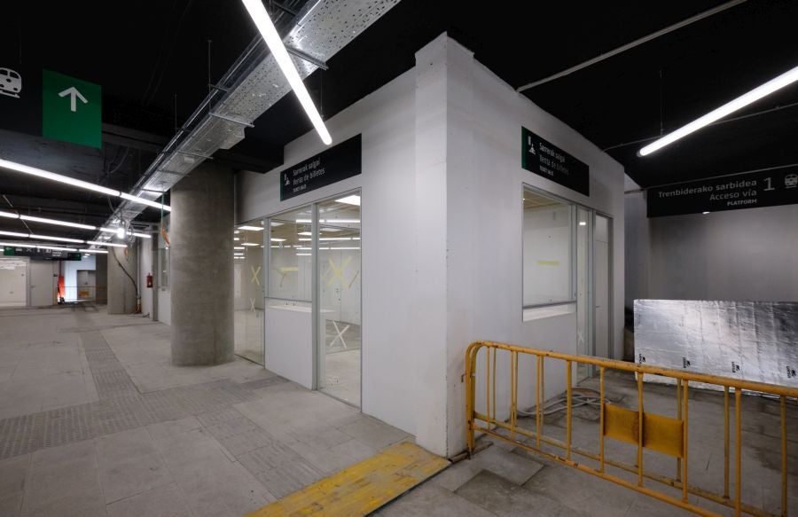 Fotos: Visita a la estación provisional de Atotxa