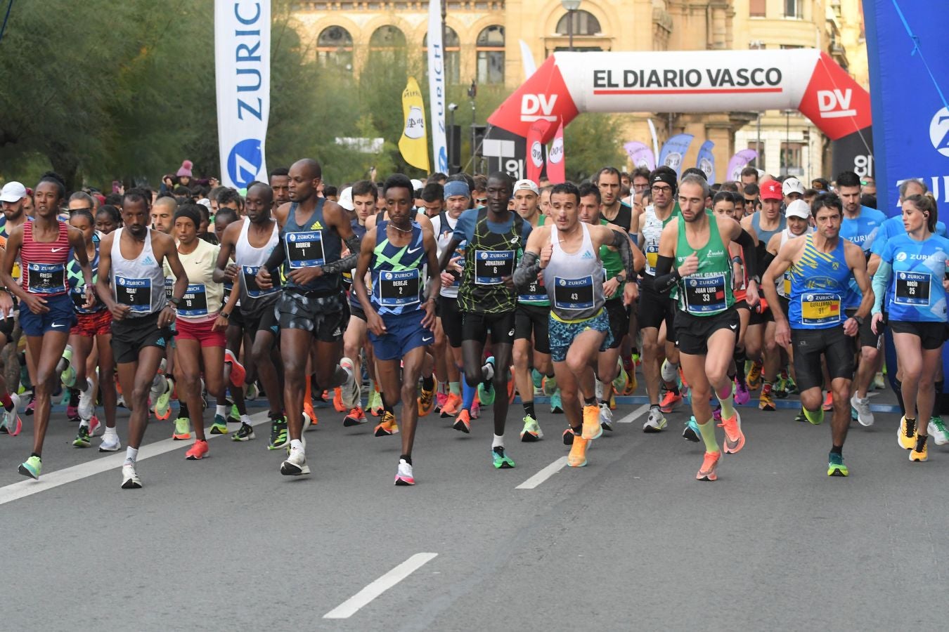 Fotos: Las mejores fotos del Zurich Maratón de San Sebastián