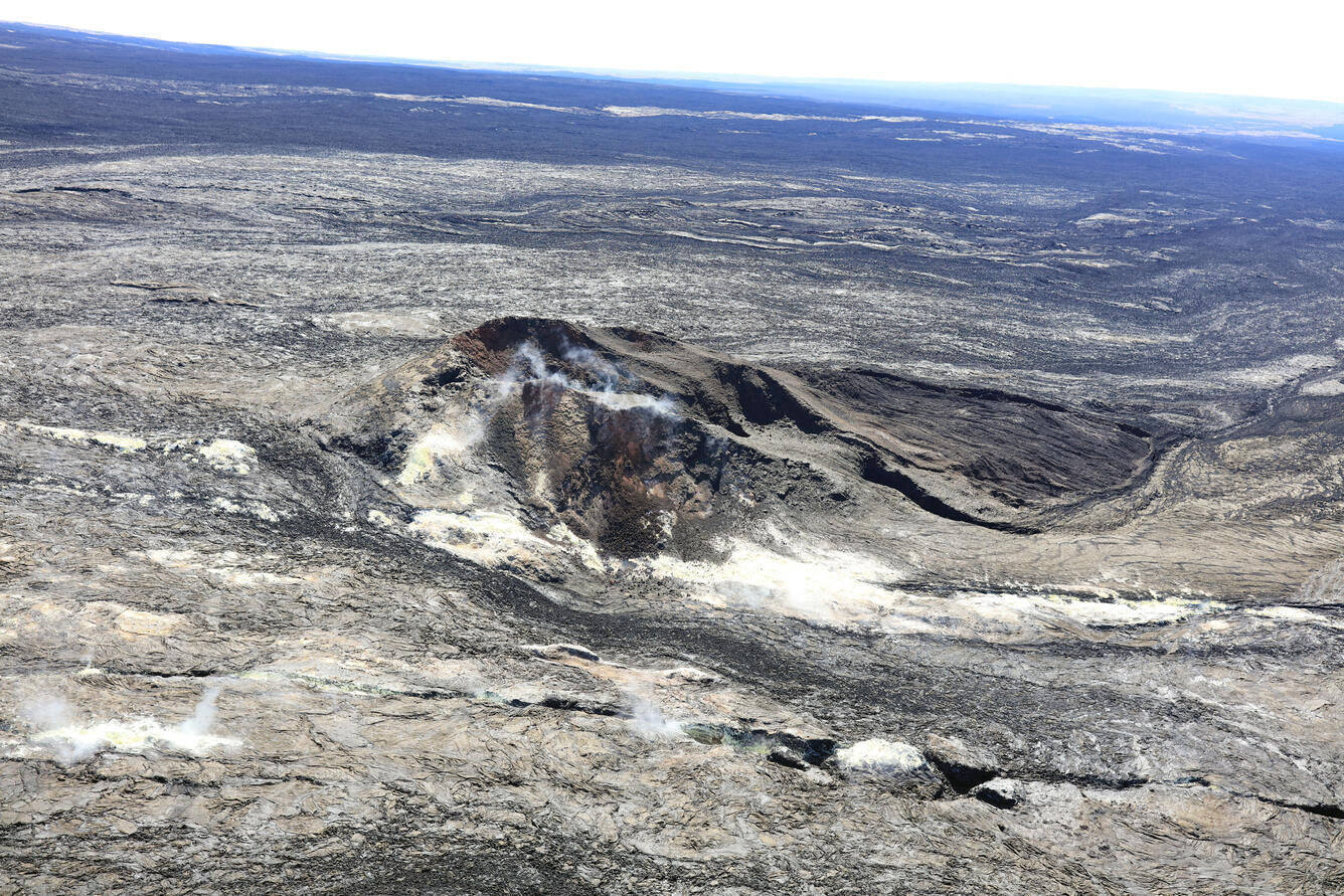 Fotos: El volcán Mauna Loa entra en erupción en Hawái