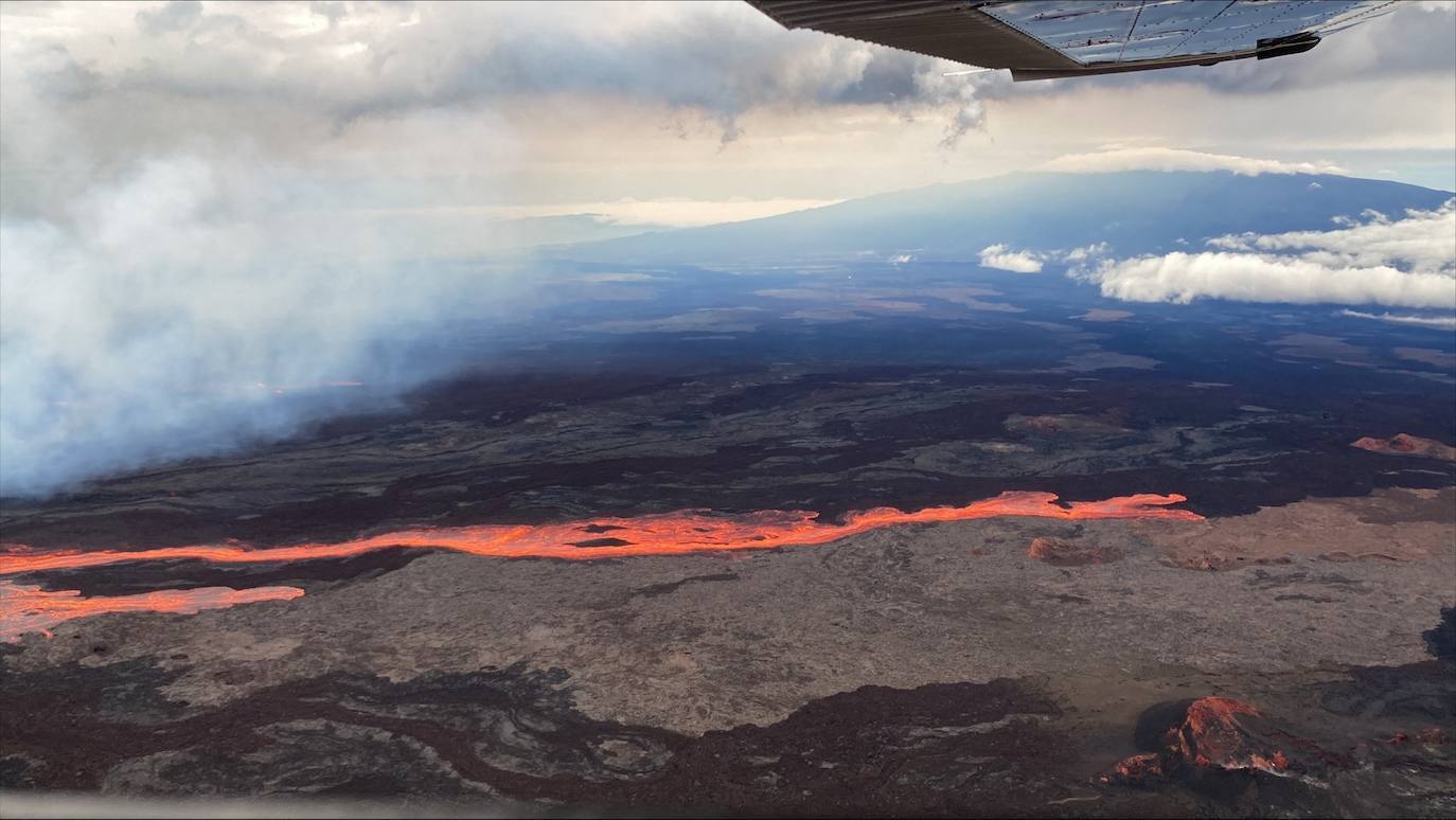Fotos: El volcán Mauna Loa entra en erupción en Hawái