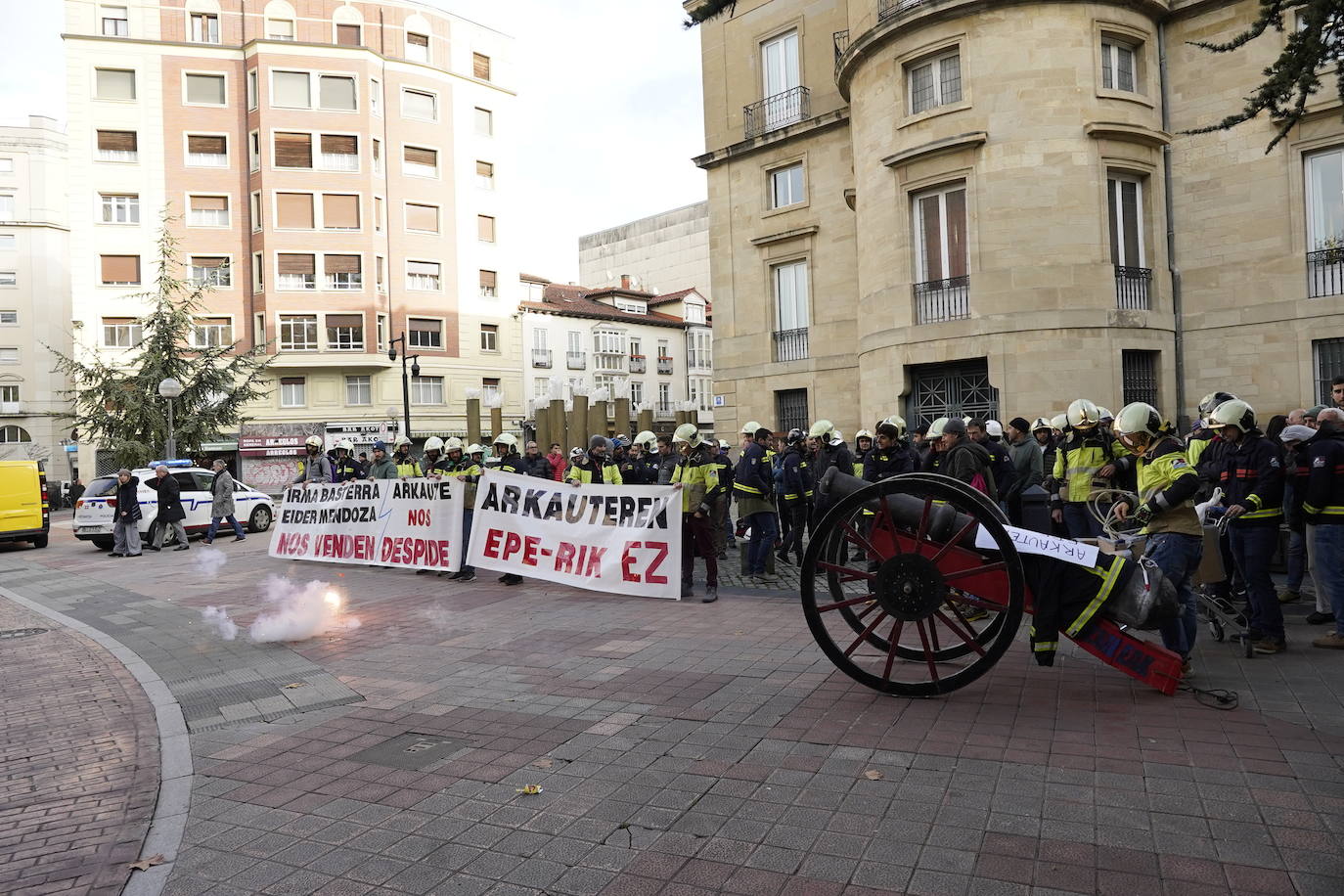 Fotos: Los bomberos vascos comienzan a movilizarse por «el desastre» de la OPE unificada