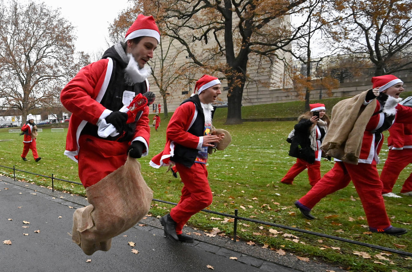 Fotos: Santa Claus asoma por medio mundo