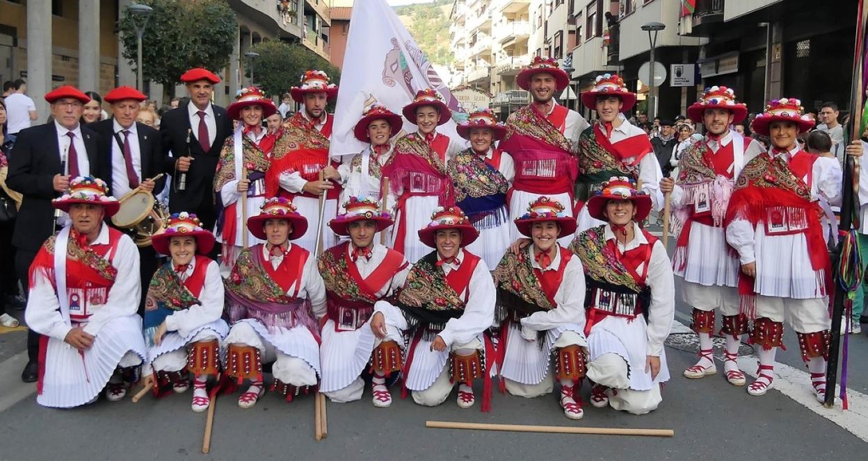 Lurra DT, en el desfile de carozas de septiembre de este año. 