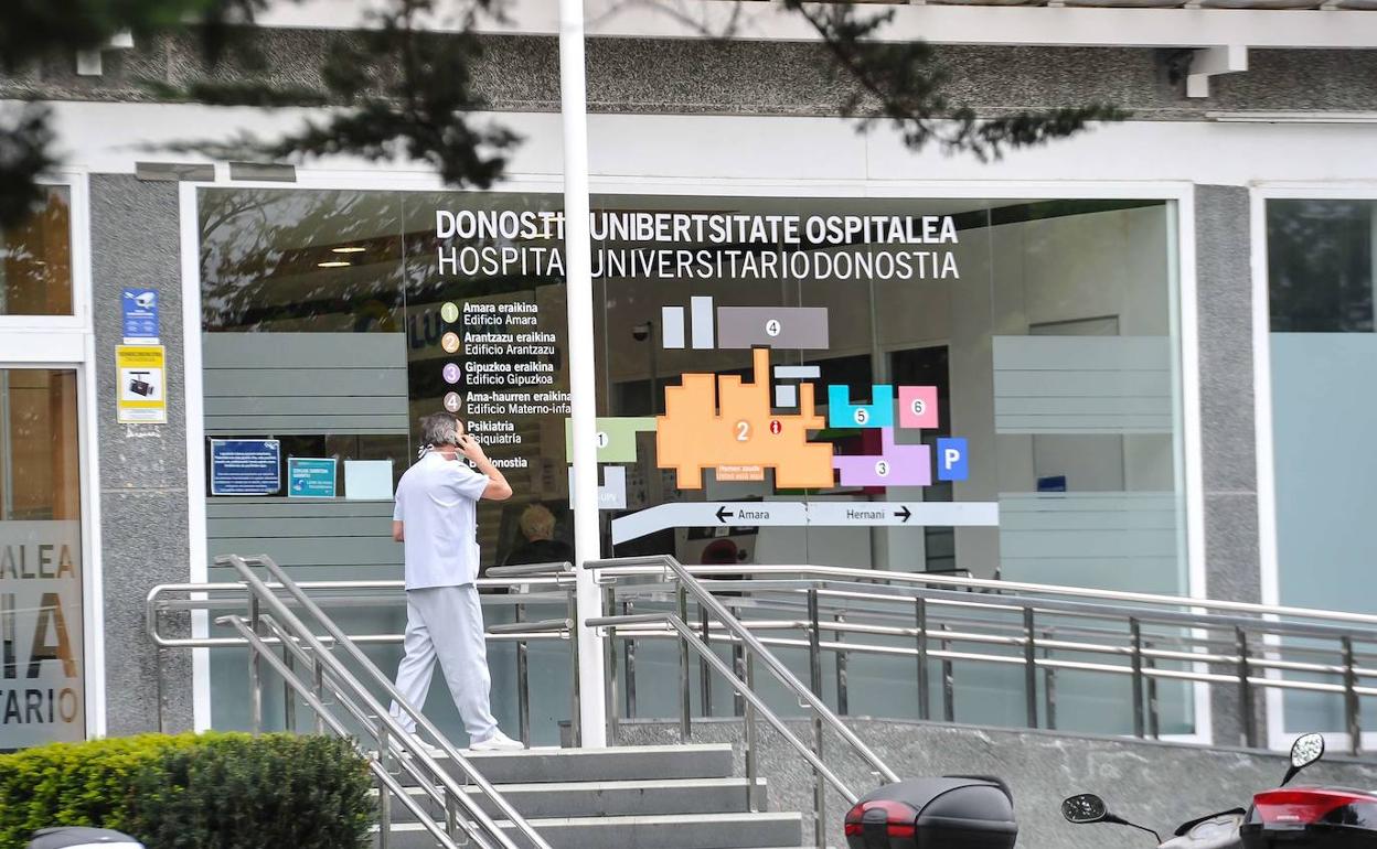 Desciende el número de ingresos en planta por Covid en Euskadi