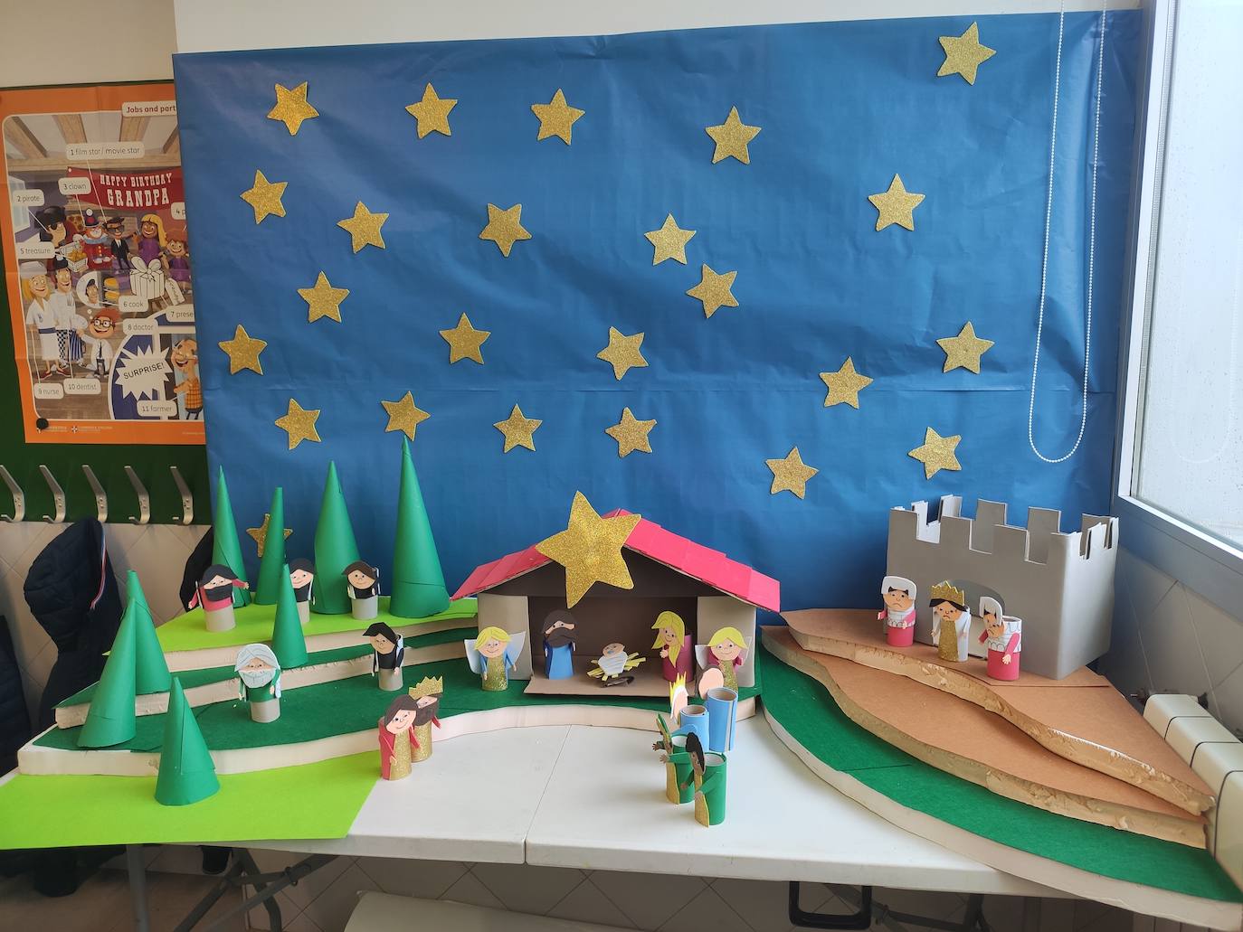 Eraingo ikasleek artearekin gozatzen dute