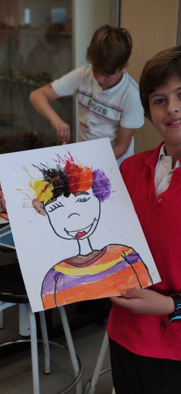 Eraingo ikasleek artearekin gozatzen dute