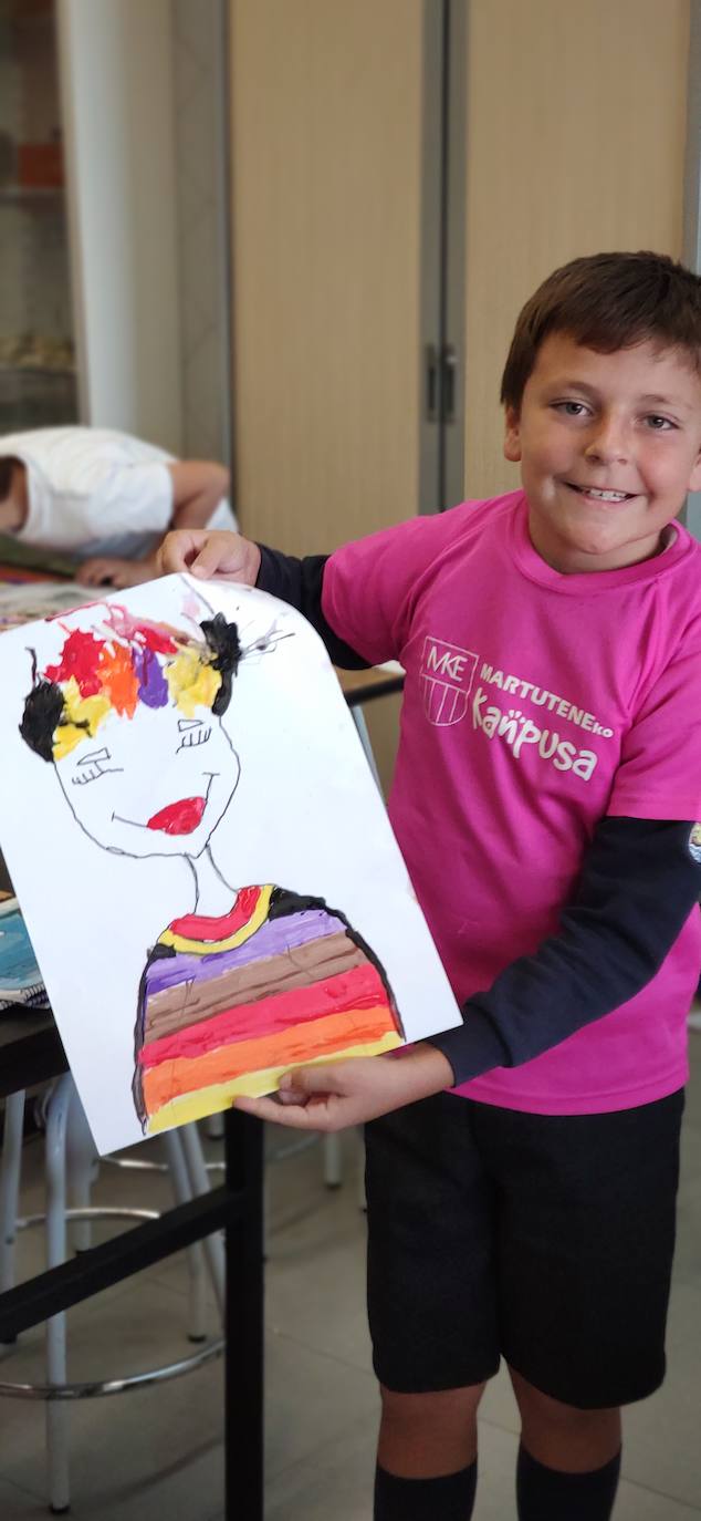 Eraingo ikasleek artearekin gozatzen dute