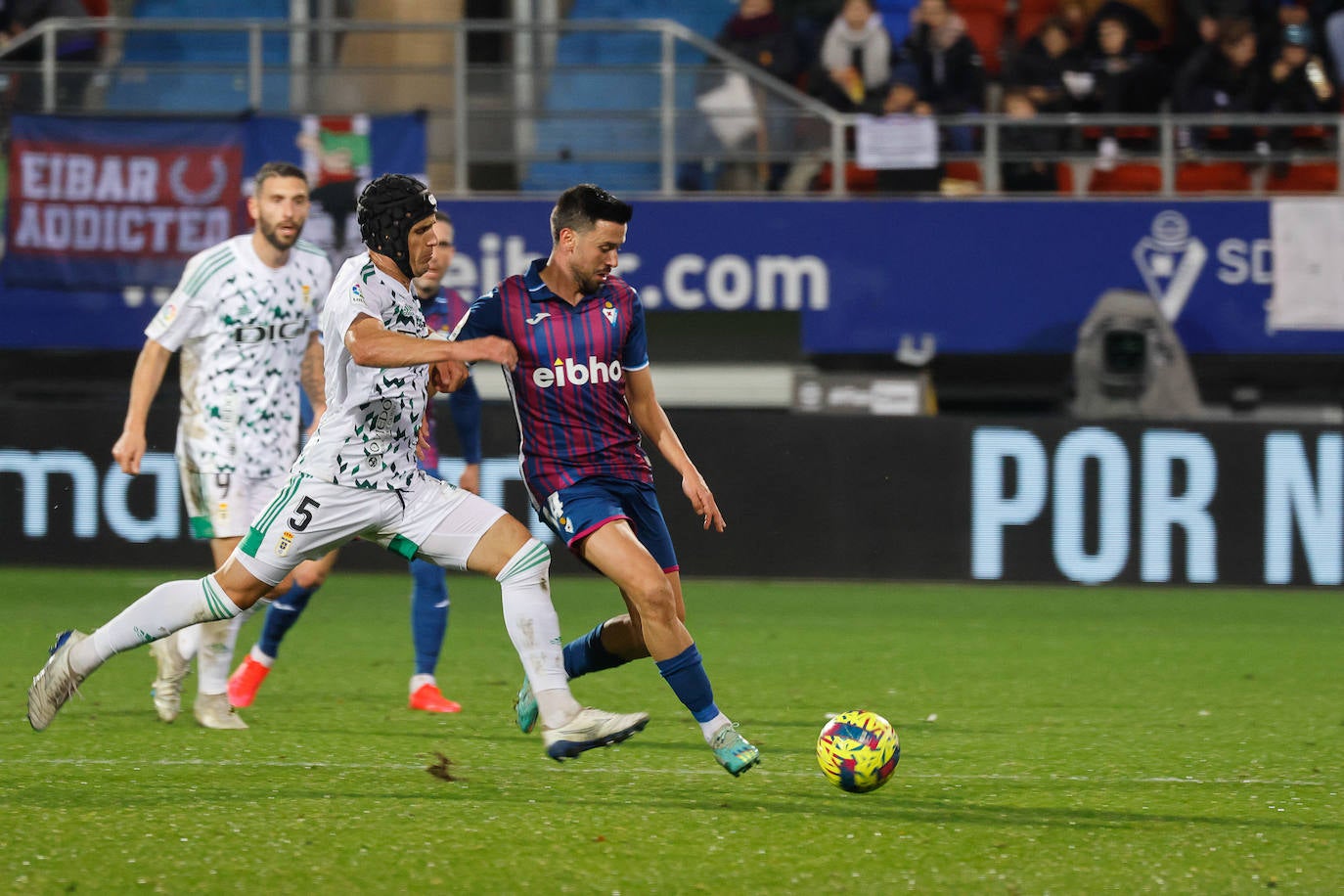 Fotos: Las mejores imágenes del Eibar-Oviedo