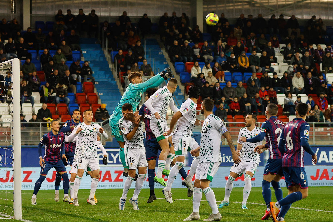 Fotos: Las mejores imágenes del Eibar-Oviedo