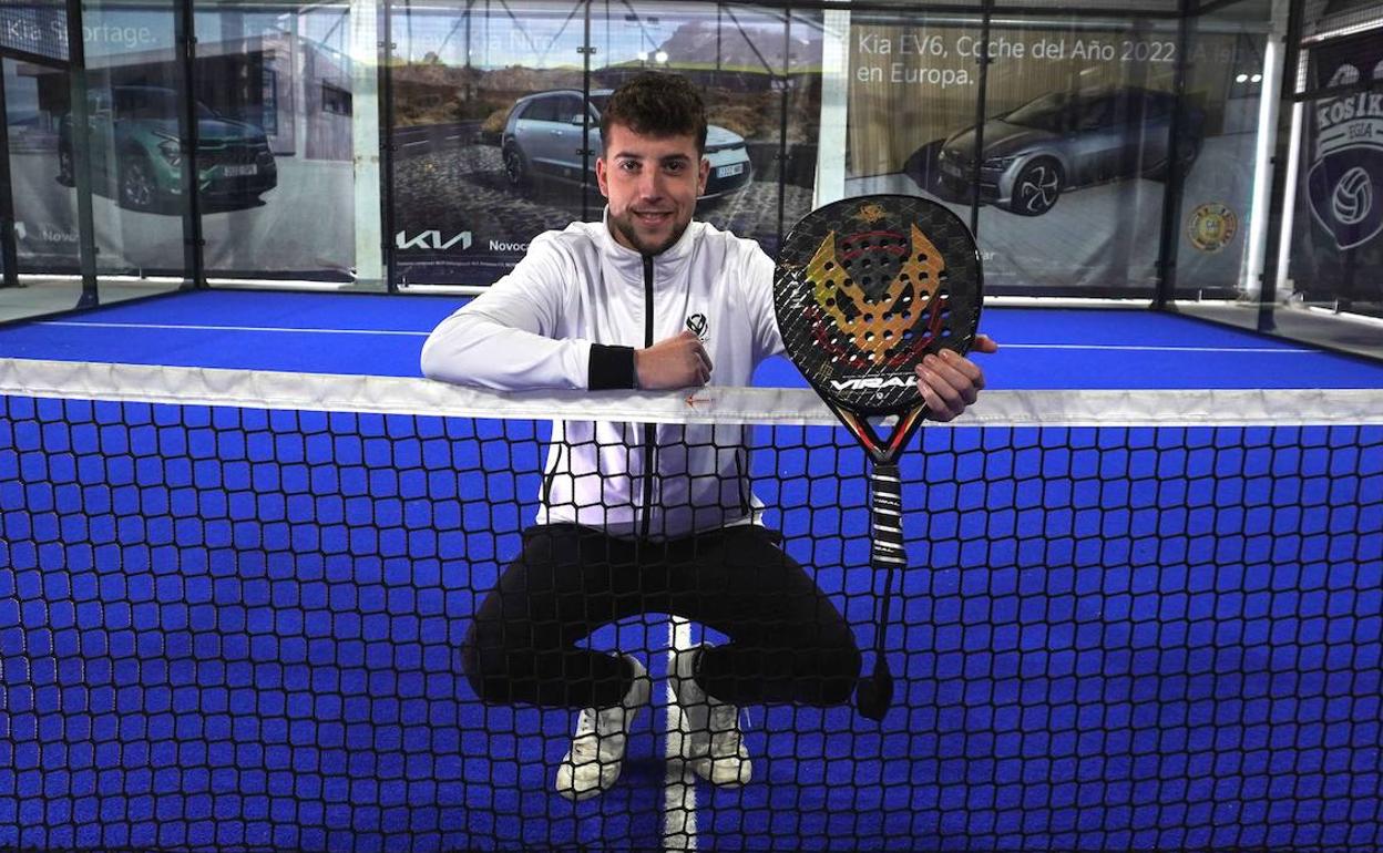Lucas Mañero, en las canchas de pádel de Riberas de Loiola, en Donostia. 