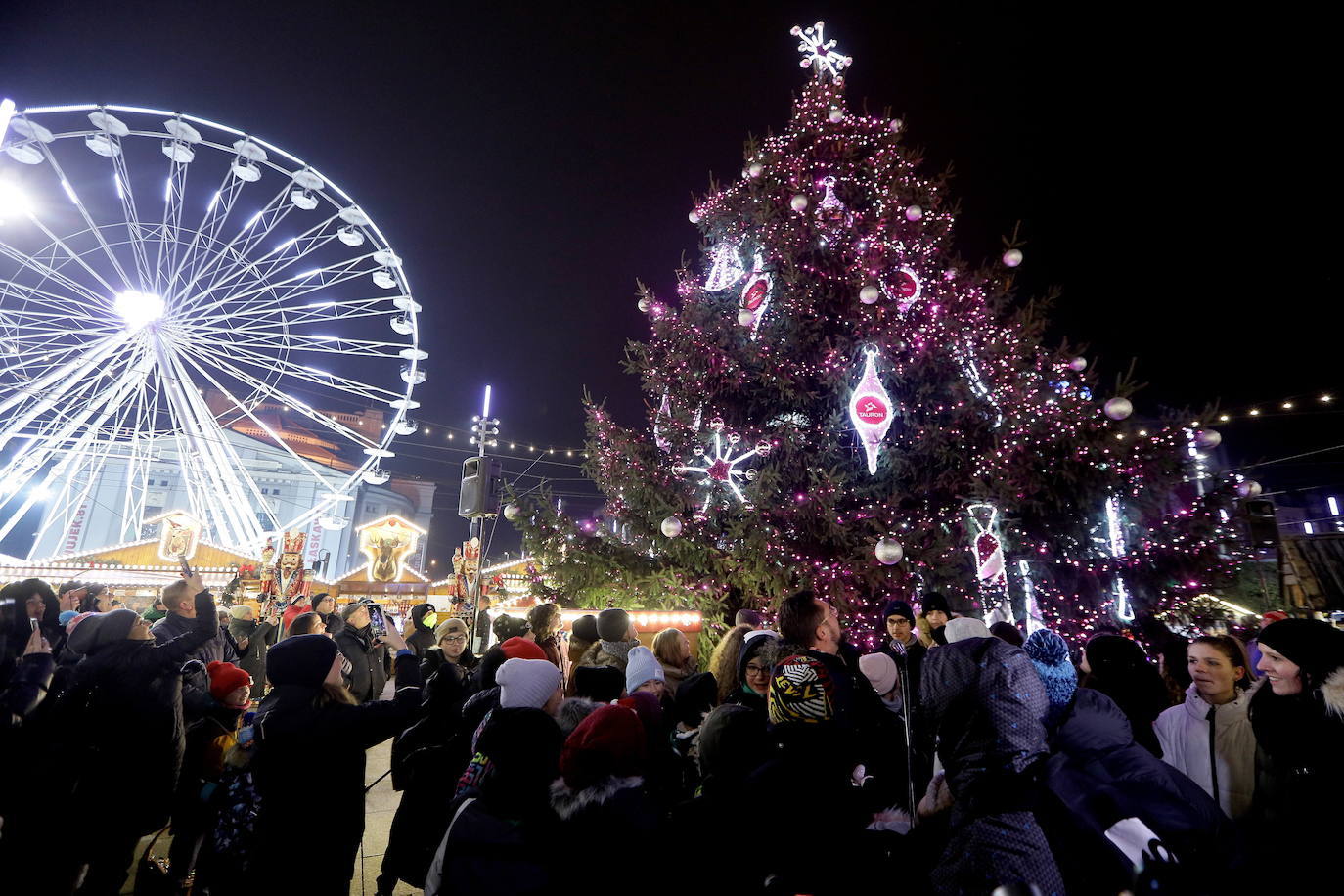 Mercadillo de Navidad en Katowice, Polonia.