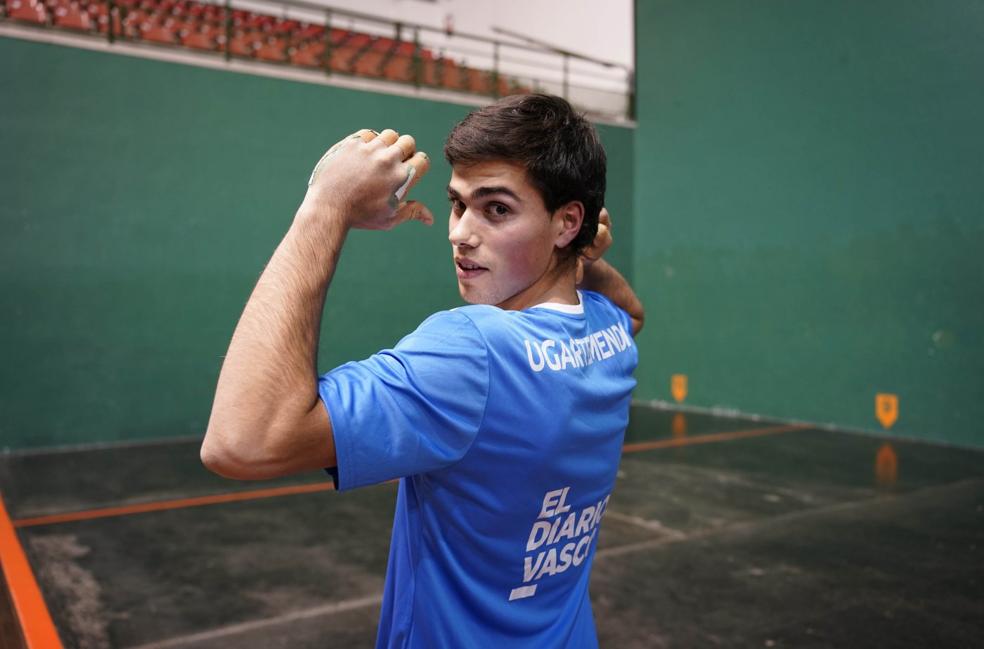 Gorka Ugartemendia,en el Aritzbatalde de Zarautz, sede de las finales del Torneo Bankoa ABANCA-DV.