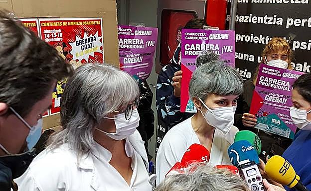Los sanitarios de la OSI Donostialdea creen que la crisis regresa «al punto cero»