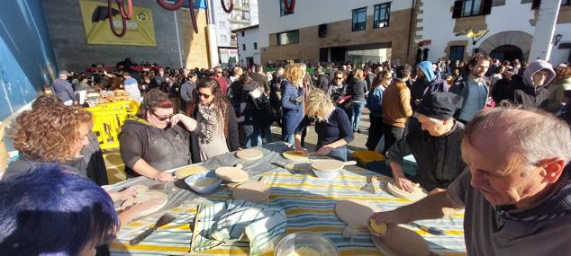 Fotos: Multitudinaria Feria de Santo Tomás en Usurbil