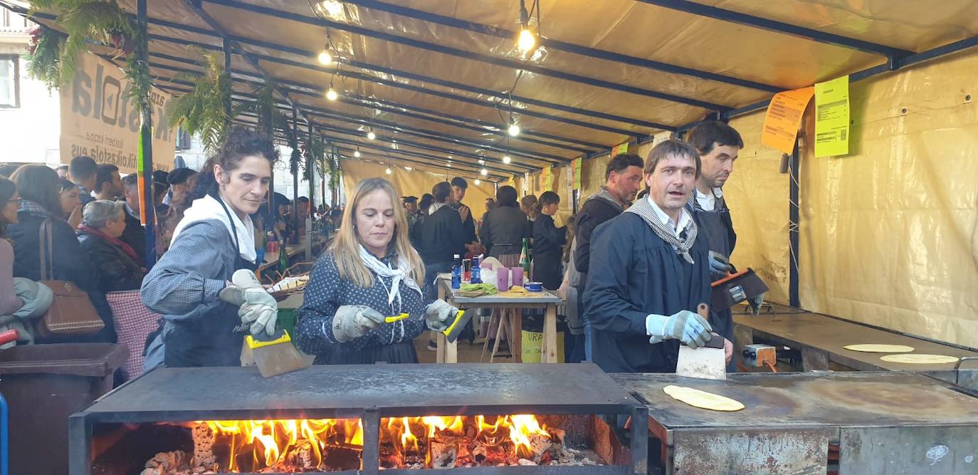 Fotos: Azpeitia disfruta en la feria de Santo Tomás