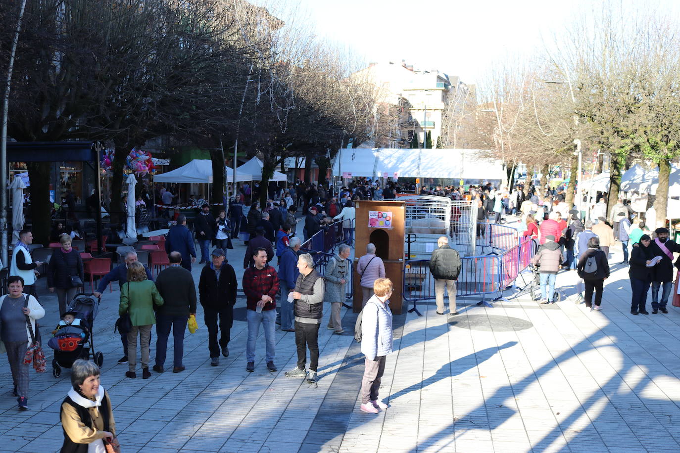 Fotos: Errenteria se vuelca con Santo Tomás