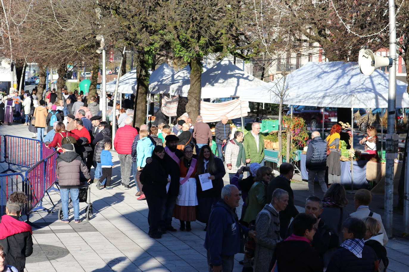 Fotos: Errenteria se vuelca con Santo Tomás