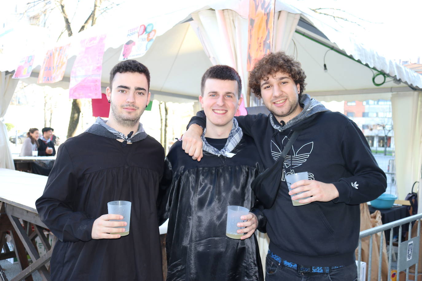 Fotos: Errenteria se vuelca con Santo Tomás