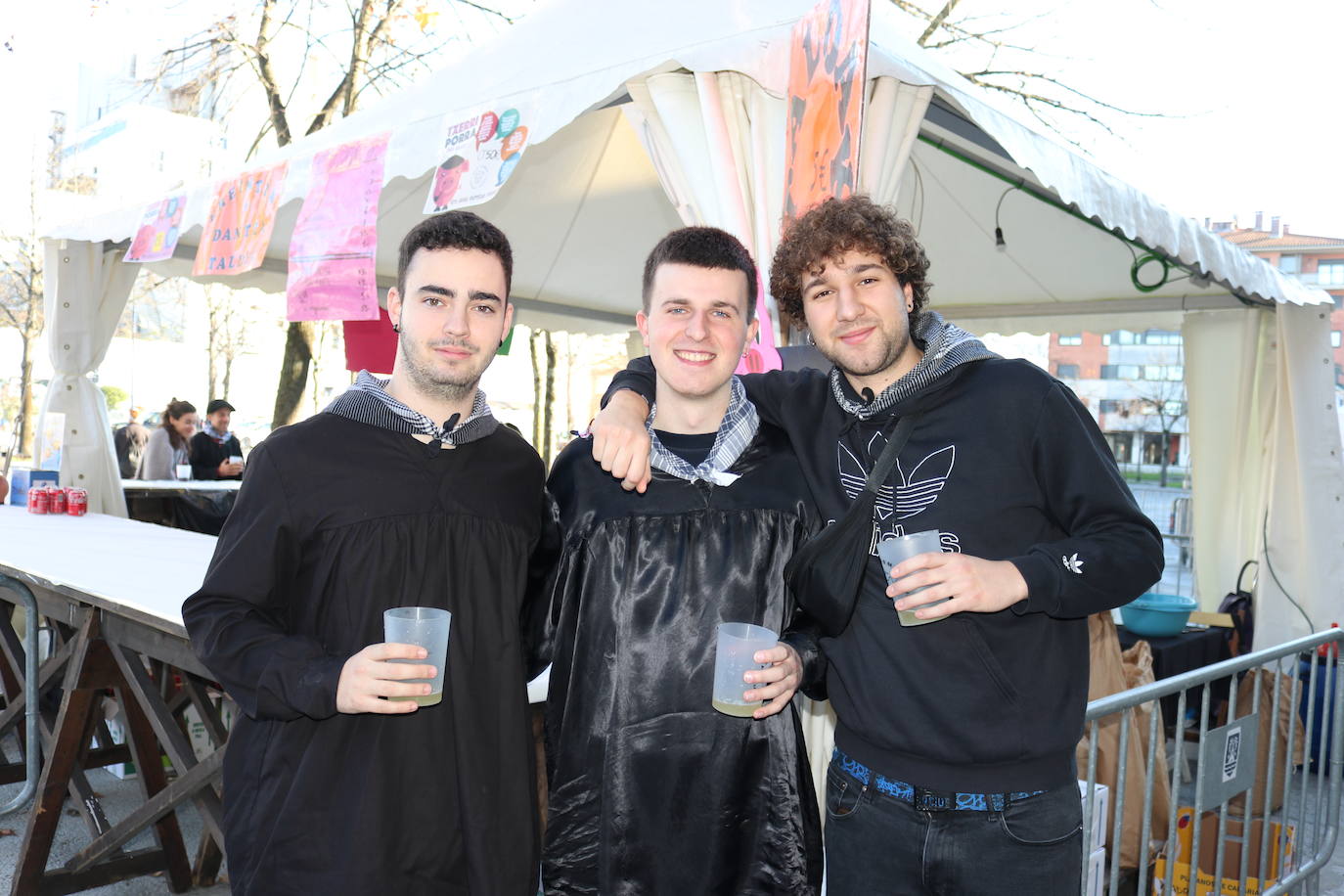 Fotos: Errenteria se vuelca con Santo Tomás