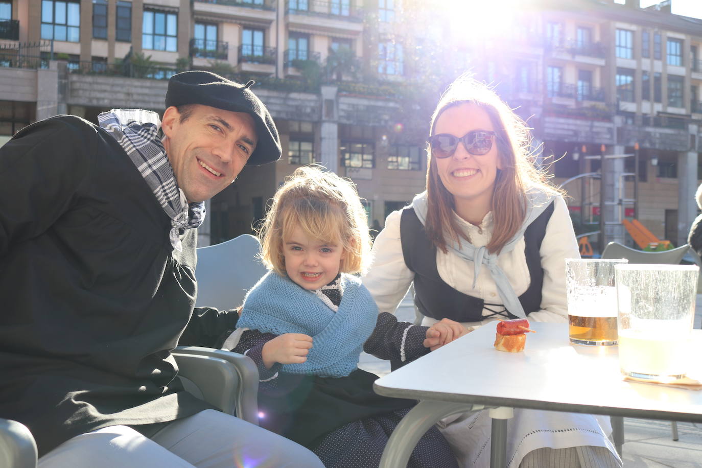 Fotos: Errenteria se vuelca con Santo Tomás