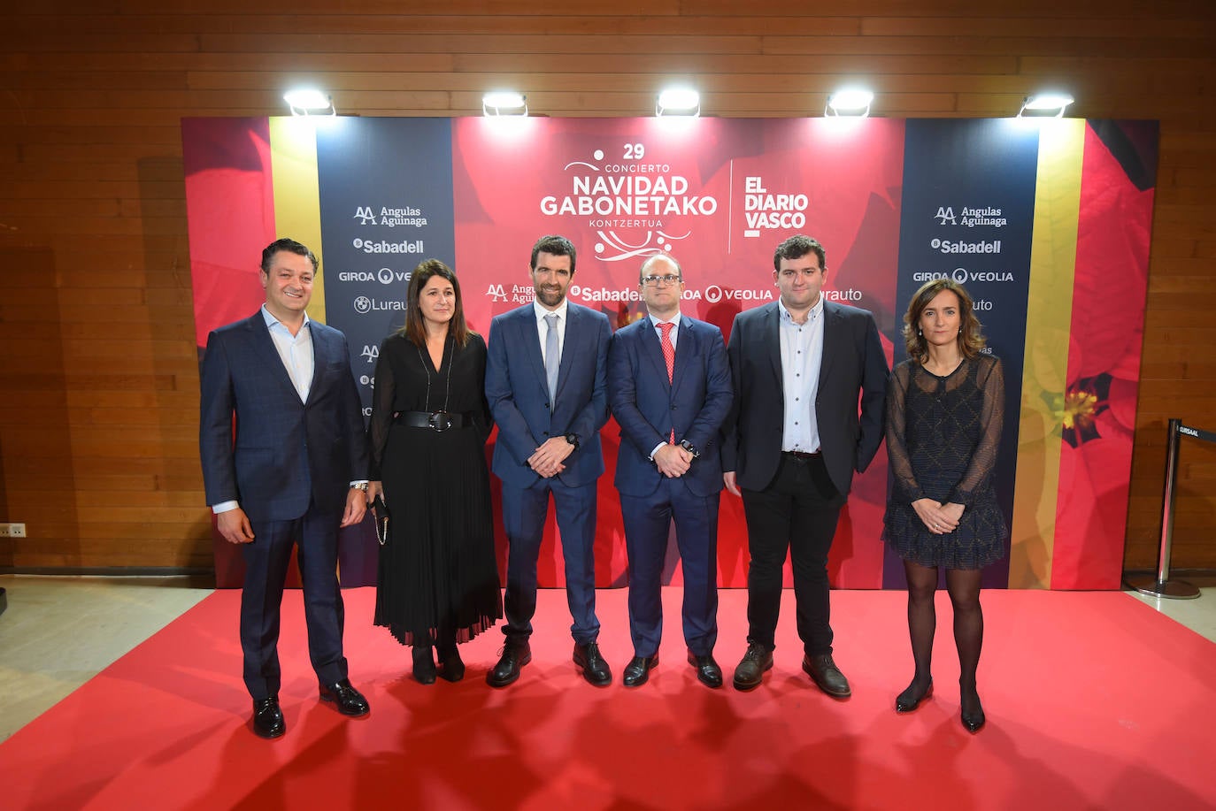 Luis Miguel García (Lurauto), Itziar Mahave (Banco Sabadell), Jakes Agirrezabal (DV), Ignacio Muñoz (Angulas Aguinaga), Elias Arruabarrena (Giroa Veolia) y Elisabeth Ugalde (DV).