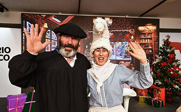 Olentzero y Mari Domingi visitan DV: «Traemos poco carbón, en general os habéis portado muy bien»