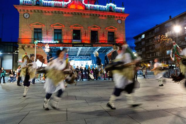 Fotos: Irun deja sus cartas a Olentzero